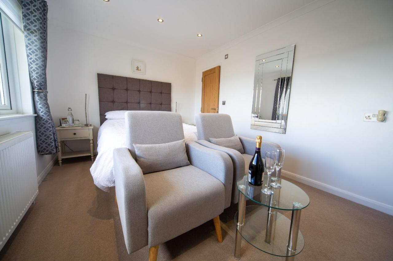 Tor View Bed & Breakfast Padstow Bagian luar foto
