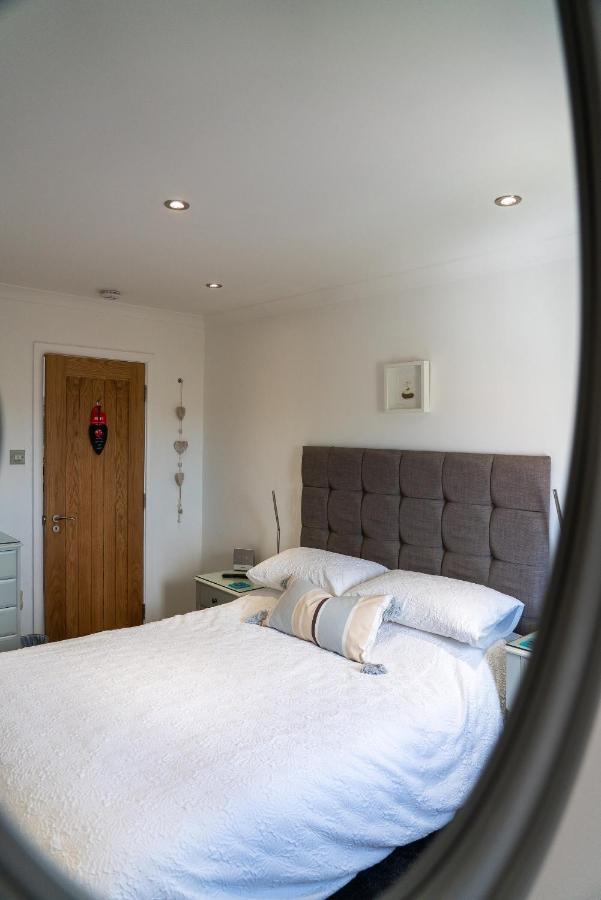 Tor View Bed & Breakfast Padstow Bagian luar foto
